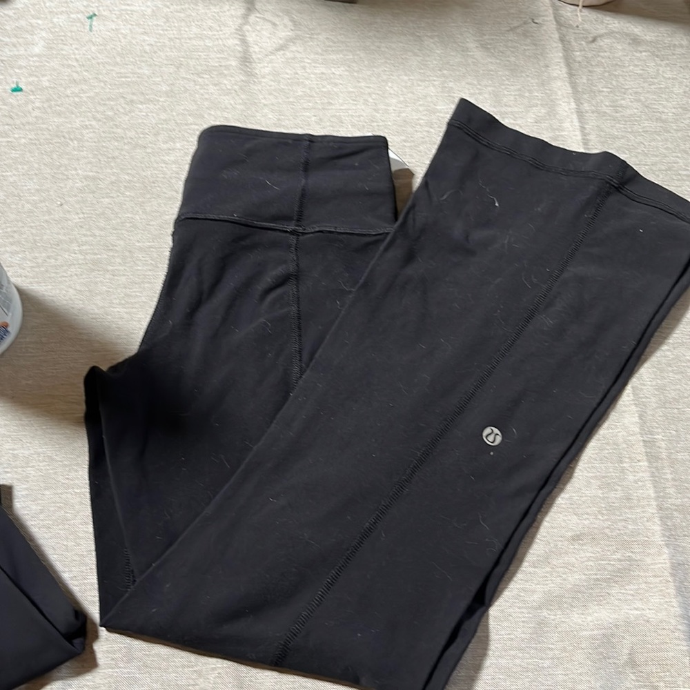 Reversible Flared Lululemon Leggings Size 4 Green/Black